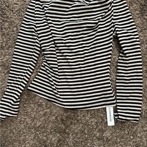 Commense Black and White Striped Long Sleeve Top